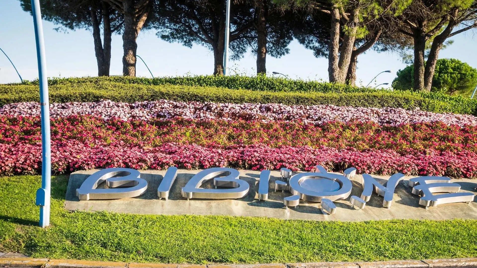 Newly Renovated Modern Two Room Apartment Bibione