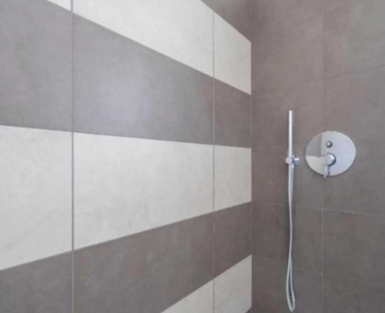 Newly Renovated Modern Two Room Apartment Bibione